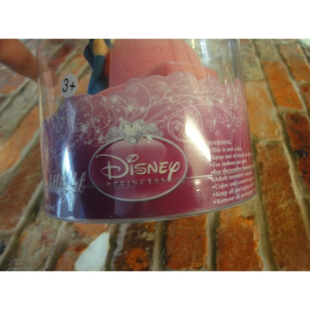 Cinderella in coach Disney princess tabletop battery operated nightlight NEW